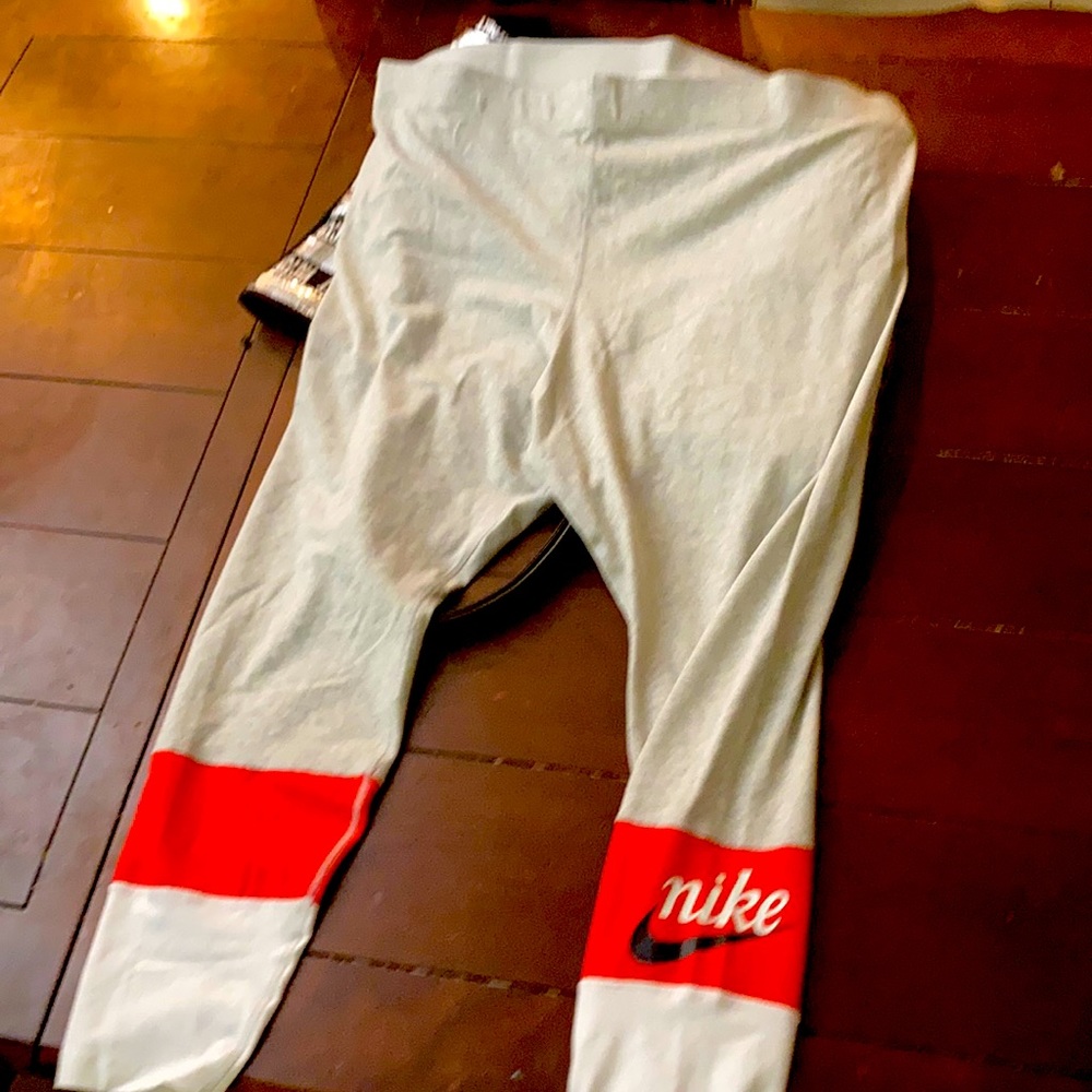 Nike leggings